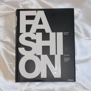 Fashion: 150 Years of Couturiers, Designers, Label Book